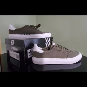 Adidas 3MC Color: Olive Green Size: 7.5